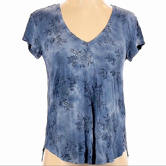 American Eagle Outfitters Tops - Dyed Floral Favorite Tee Shirt